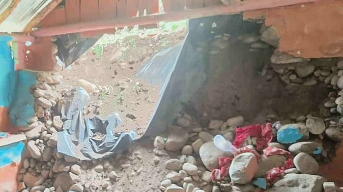 उत्तरकाशी - 4 लोग मलबे में दफ़न